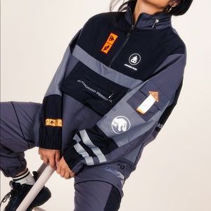 ISO drop dead clothing X Jurassic park sets